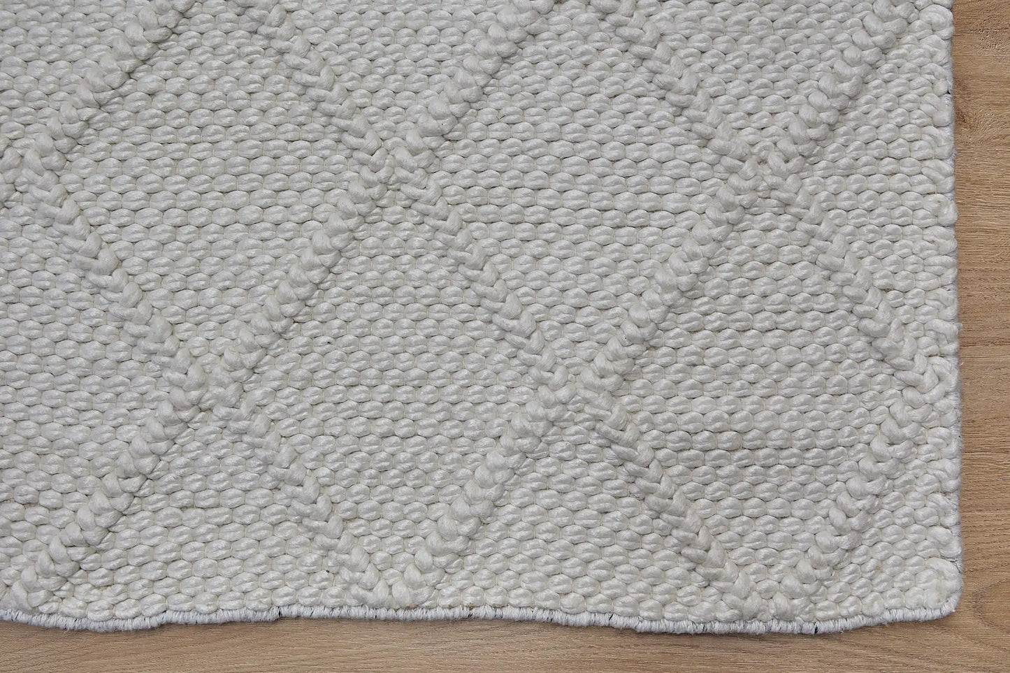 Lounge | Ivory Rug