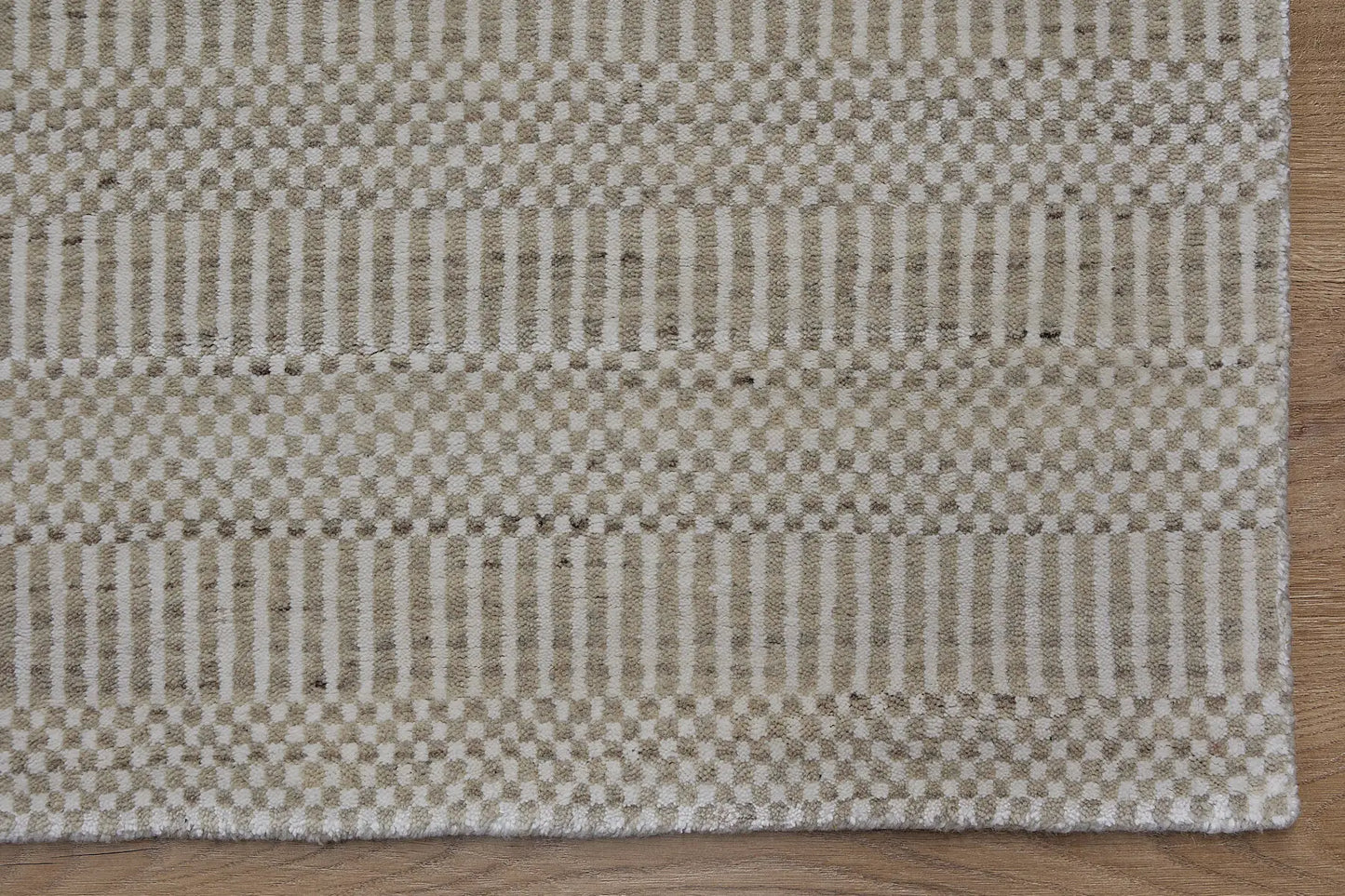 Tulip | Ivory Rug